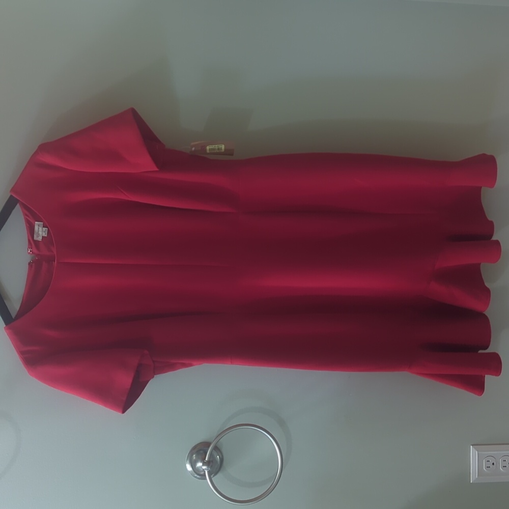NWT Cremeux Red dress size 14